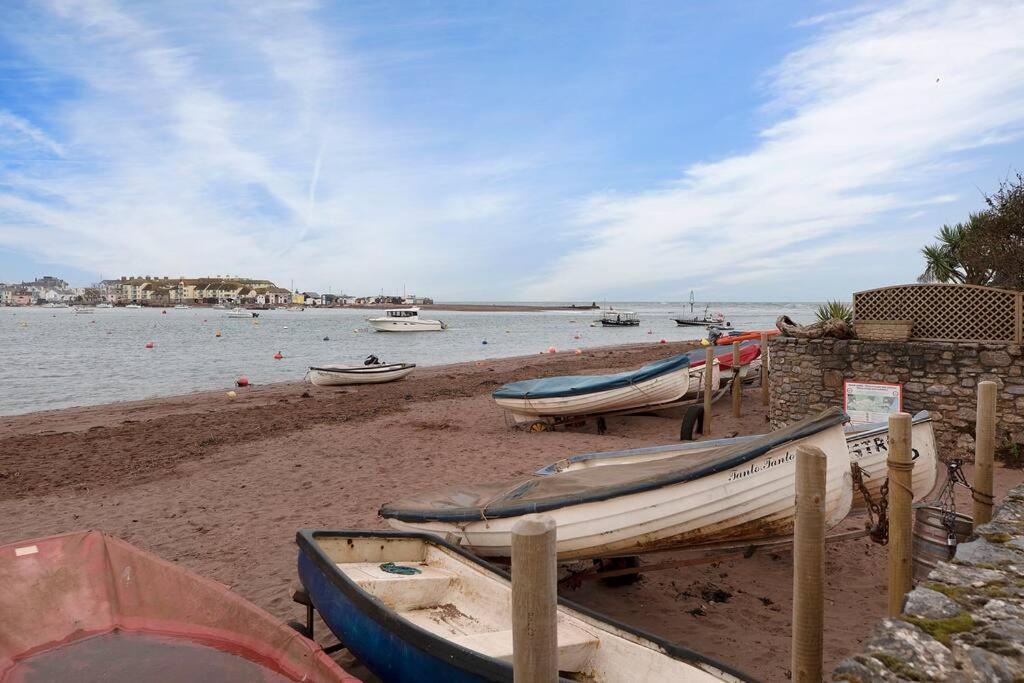 Beach Front Flat Shaldon With Parking Экстерьер фото