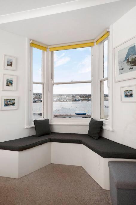 Beach Front Flat Shaldon With Parking Экстерьер фото