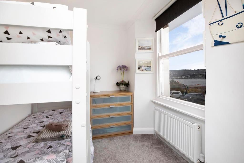 Beach Front Flat Shaldon With Parking Экстерьер фото